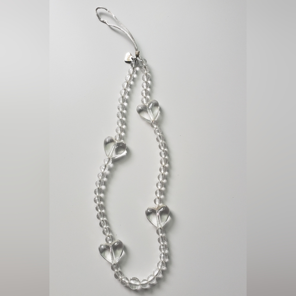 🤍 Velvet Caviar Bead Hearts Phone Charm 🤍